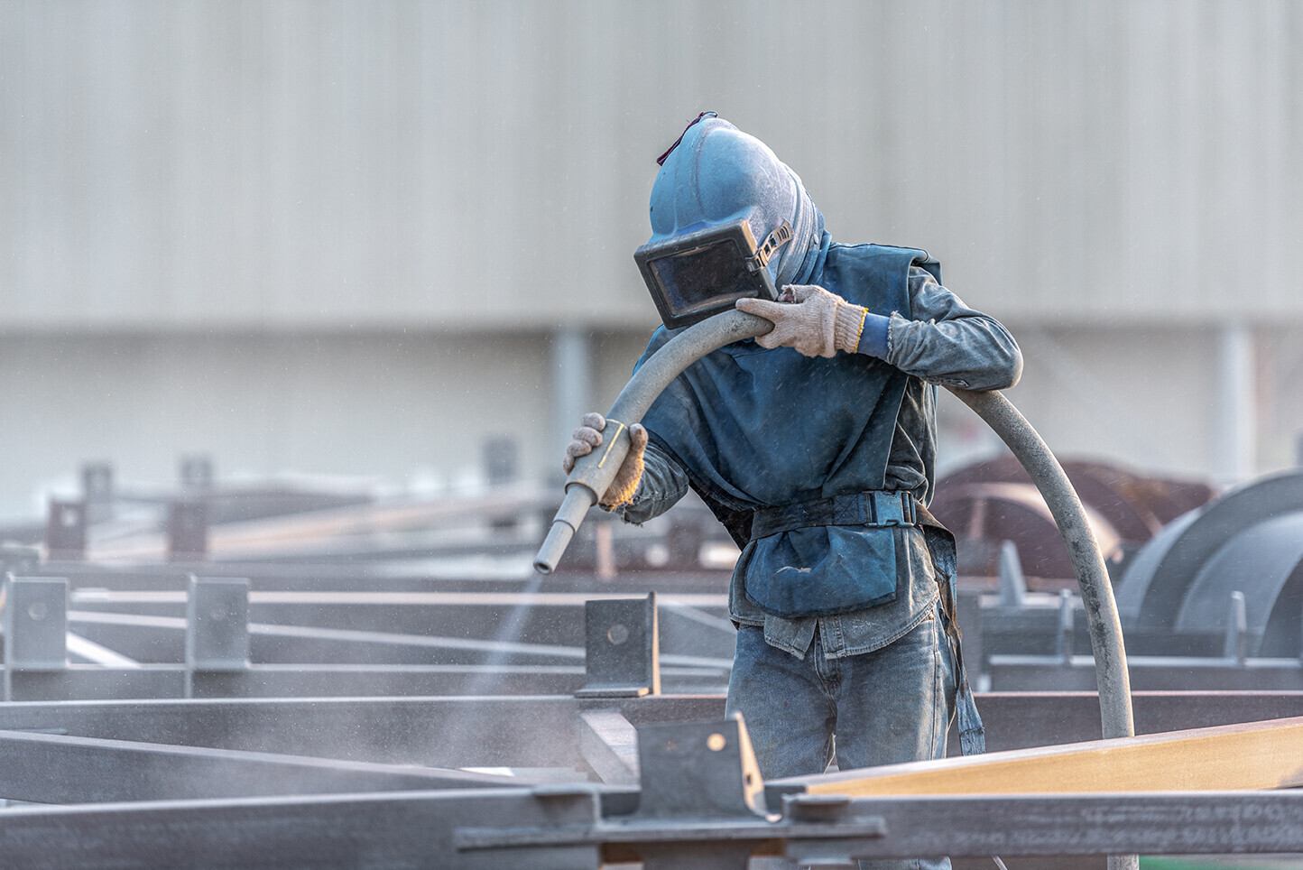 Surface preparation sandblasting sable